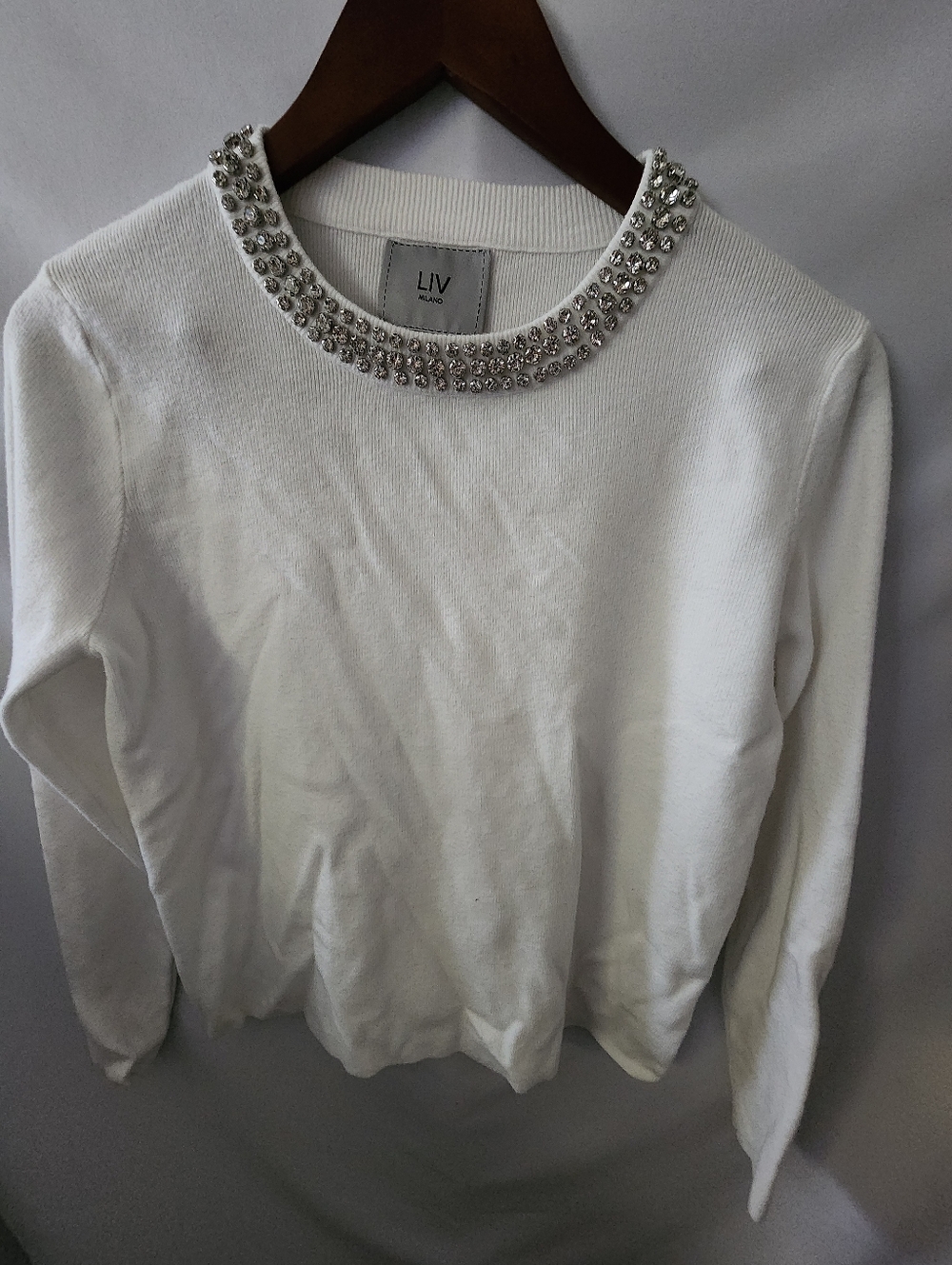 Liv Milano White Sweater. Size Medium